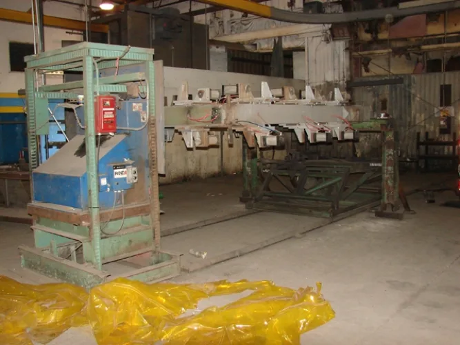 Photo #2 of ASSETS NO LONGER REQUIRED IN THE CONTINUING OPERATIONS OF GREAT DANE LIMITED PARTNERSHIP