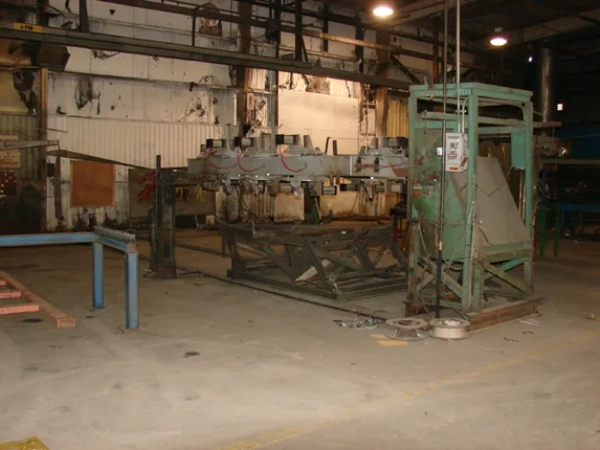 Photo #3 of ASSETS NO LONGER REQUIRED IN THE CONTINUING OPERATIONS OF GREAT DANE LIMITED PARTNERSHIP