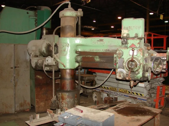 Photo #5 of ASSETS NO LONGER REQUIRED IN THE CONTINUING OPERATIONS OF GREAT DANE LIMITED PARTNERSHIP