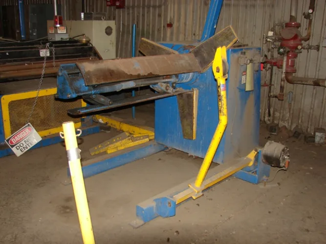 Photo #8 of ASSETS NO LONGER REQUIRED IN THE CONTINUING OPERATIONS OF GREAT DANE LIMITED PARTNERSHIP