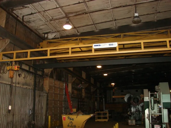 Photo #24 of ASSETS NO LONGER REQUIRED IN THE CONTINUING OPERATIONS OF GREAT DANE LIMITED PARTNERSHIP