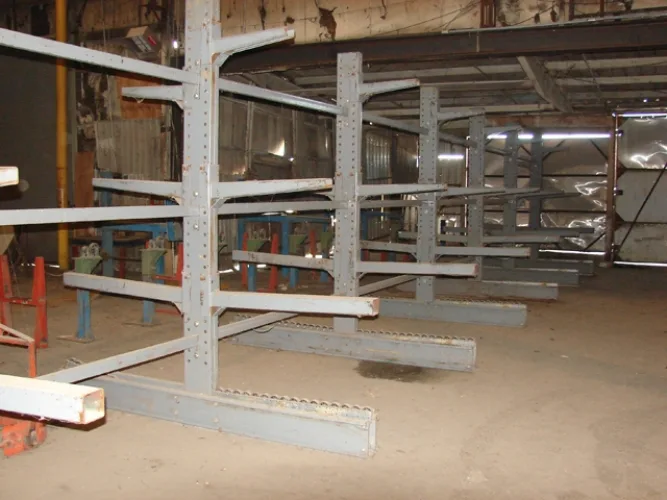 Photo #25 of ASSETS NO LONGER REQUIRED IN THE CONTINUING OPERATIONS OF GREAT DANE LIMITED PARTNERSHIP