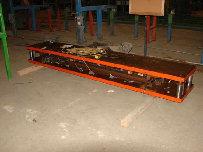 Photo #26 of ASSETS NO LONGER REQUIRED IN THE CONTINUING OPERATIONS OF GREAT DANE LIMITED PARTNERSHIP