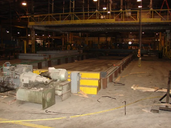 Photo #28 of ASSETS NO LONGER REQUIRED IN THE CONTINUING OPERATIONS OF GREAT DANE LIMITED PARTNERSHIP