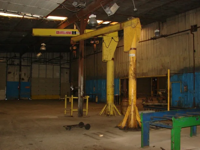 Photo #38 of ASSETS NO LONGER REQUIRED IN THE CONTINUING OPERATIONS OF GREAT DANE LIMITED PARTNERSHIP
