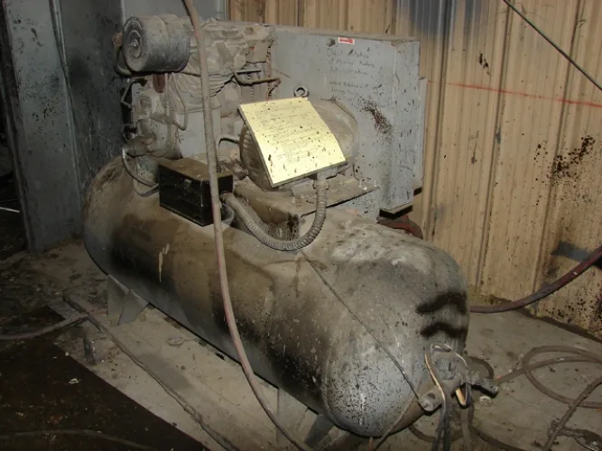 Photo #41 of ASSETS NO LONGER REQUIRED IN THE CONTINUING OPERATIONS OF GREAT DANE LIMITED PARTNERSHIP