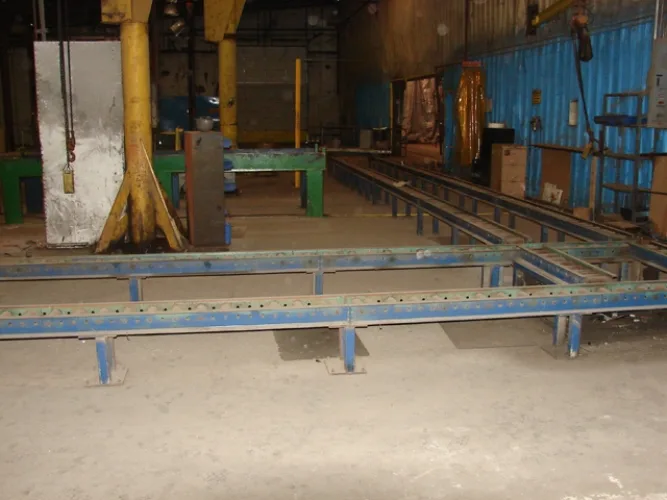 Photo #42 of ASSETS NO LONGER REQUIRED IN THE CONTINUING OPERATIONS OF GREAT DANE LIMITED PARTNERSHIP
