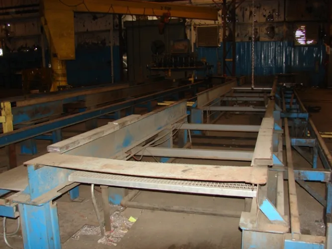 Photo #48 of ASSETS NO LONGER REQUIRED IN THE CONTINUING OPERATIONS OF GREAT DANE LIMITED PARTNERSHIP