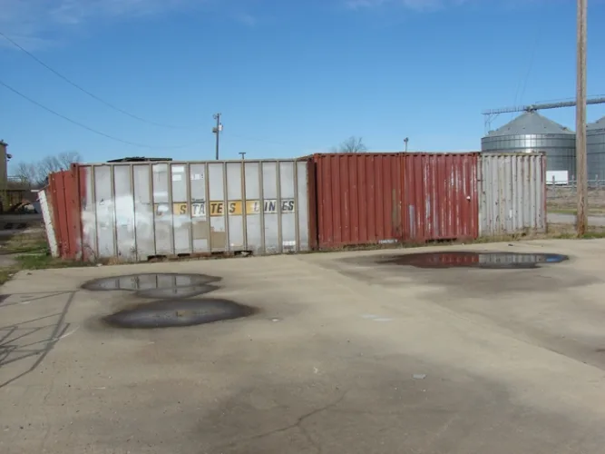 Photo #53 of ASSETS NO LONGER REQUIRED IN THE CONTINUING OPERATIONS OF GREAT DANE LIMITED PARTNERSHIP