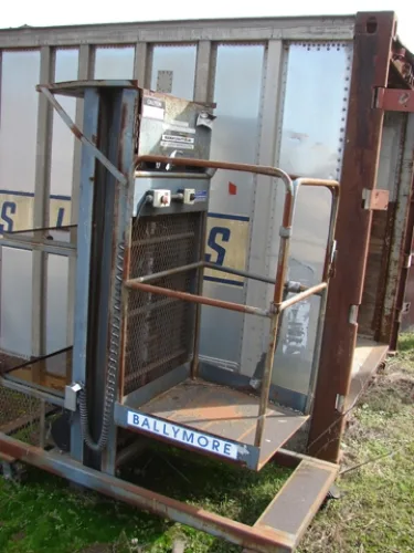 Photo #67 of ASSETS NO LONGER REQUIRED IN THE CONTINUING OPERATIONS OF GREAT DANE LIMITED PARTNERSHIP