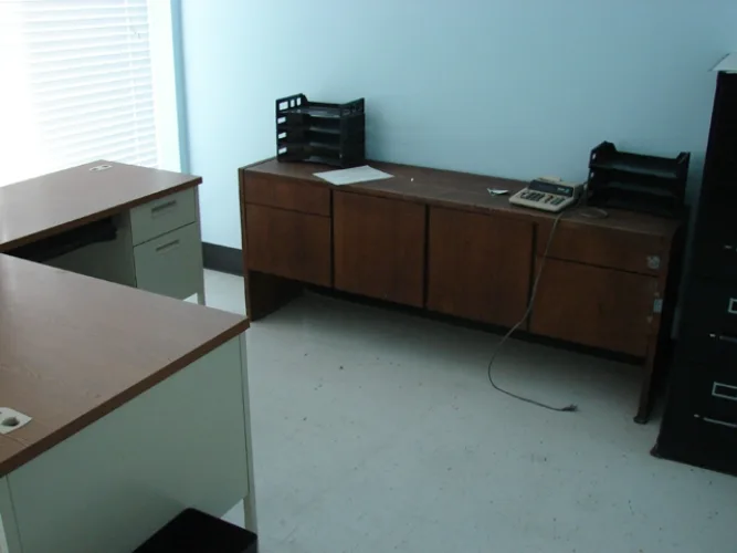Photo #85 of ASSETS NO LONGER REQUIRED IN THE CONTINUING OPERATIONS OF GREAT DANE LIMITED PARTNERSHIP