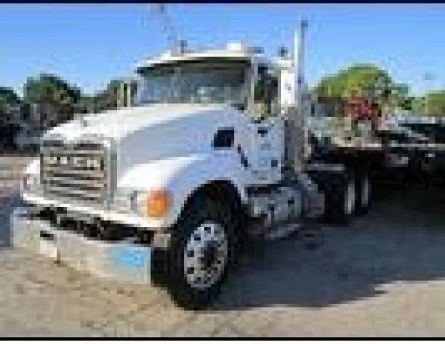Photo #5 of SURPLUS ASSETS OF A MAJOR CRANE RENTAL COMPANY- FLORIDA