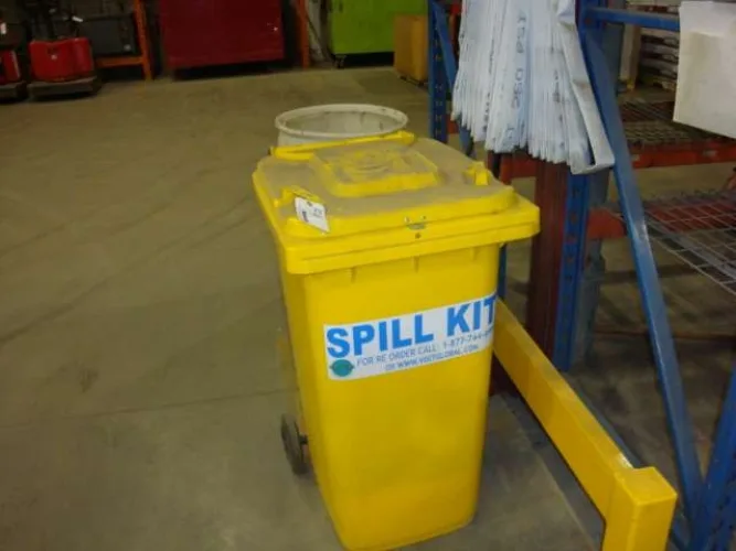 Photo #4 of EXCESS EQUIPMENT OF A DISTRIBUTOR OF PACKAGING, FACILITY AND PRINTING SUPPLIES - XPEDX - EDMONTON