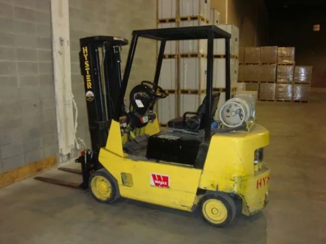 Photo #11 of EXCESS EQUIPMENT OF A DISTRIBUTOR OF PACKAGING, FACILITY AND PRINTING SUPPLIES - XPEDX - EDMONTON