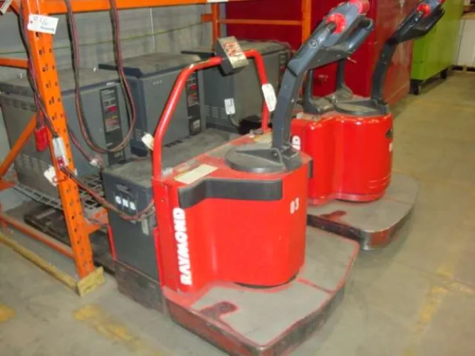 Photo #18 of EXCESS EQUIPMENT OF A DISTRIBUTOR OF PACKAGING, FACILITY AND PRINTING SUPPLIES - XPEDX - EDMONTON