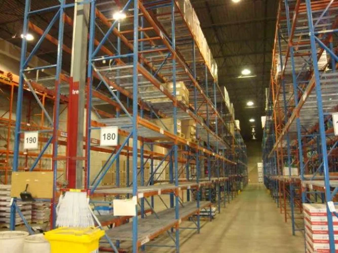 Photo #43 of EXCESS EQUIPMENT OF A DISTRIBUTOR OF PACKAGING, FACILITY AND PRINTING SUPPLIES - XPEDX - EDMONTON