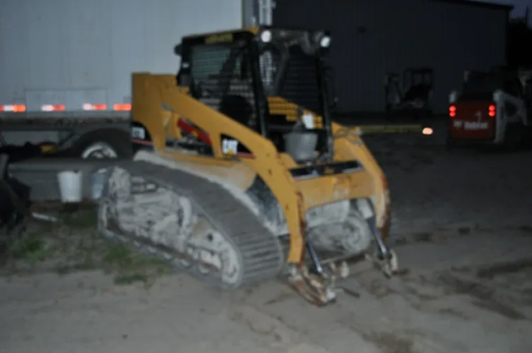 Photo #3 of EQUIPMENT NO LONGER NEEDED FROM A MAJOR CONCRETE CONTRACTOR -  RIDENHOUR CONCRETE & SUPPLY, INC.