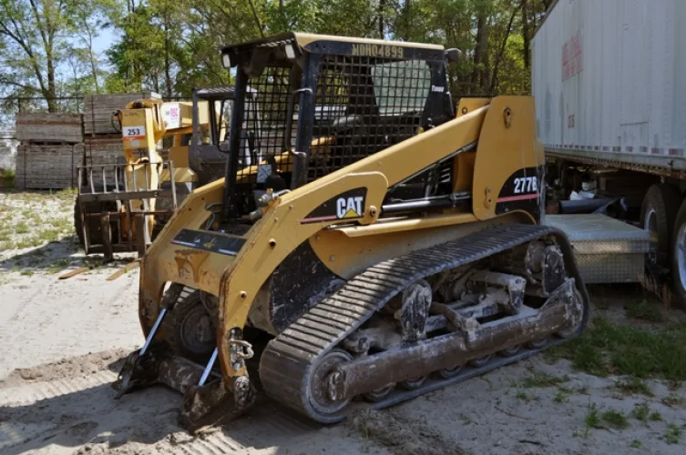 Photo #11 of EQUIPMENT NO LONGER NEEDED FROM A MAJOR CONCRETE CONTRACTOR -  RIDENHOUR CONCRETE & SUPPLY, INC.