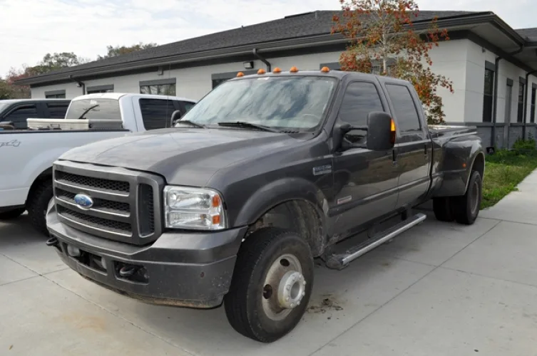 Photo #28 of EQUIPMENT NO LONGER NEEDED FROM A MAJOR CONCRETE CONTRACTOR -  RIDENHOUR CONCRETE & SUPPLY, INC.