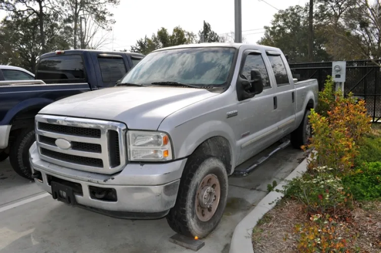 Photo #33 of EQUIPMENT NO LONGER NEEDED FROM A MAJOR CONCRETE CONTRACTOR -  RIDENHOUR CONCRETE & SUPPLY, INC.