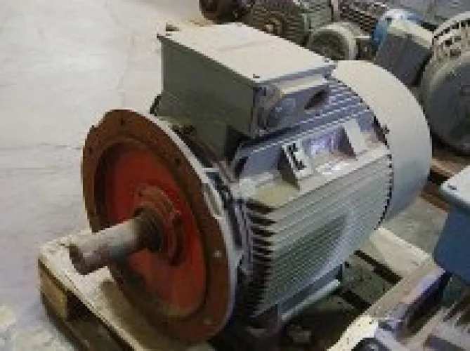 Photo #106 of HIGH PRODUCTION WOOD FLOORING PLANT CLOSURE