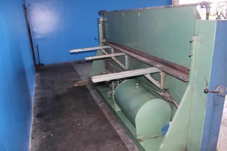 Photo #50 of EBAY AUCTION: ELECTRIC OVENS, FINISHING MACHINE, SLITTING MACHINE, LEVEL LOADERS, PARTS WASHER, SCARFICER, ENGINE LATHE, RADIAL ARM DRILL, AND HYDRAULIC PRESS BRAKE