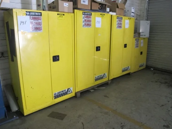 Photo #135 of ASSETS NO LONGER REQUIRED BY DYNA PUMP INC. A COMPLETE LATE MODEL HAAS CNC MACHINE SHOP