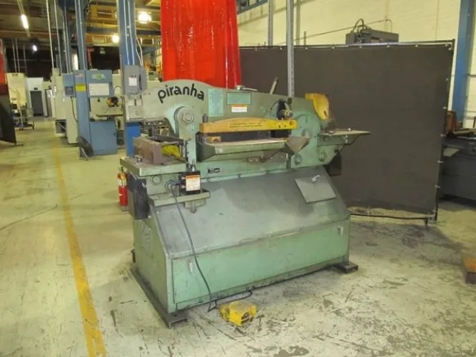 Photo #196 of ASSETS NO LONGER REQUIRED BY DYNA PUMP INC. A COMPLETE LATE MODEL HAAS CNC MACHINE SHOP