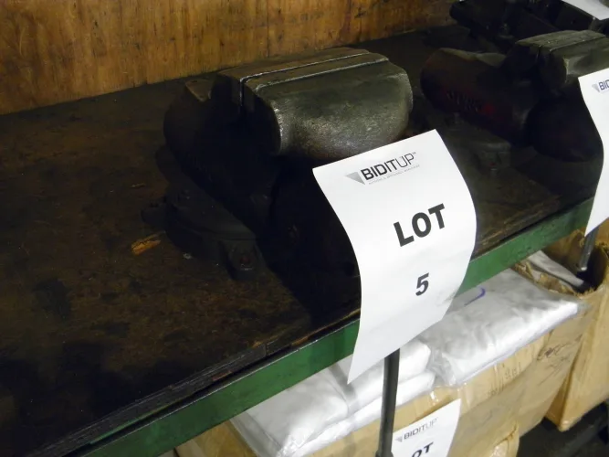 Photo #191 of SUPERB OFFERING OF LATE MODEL ROLLFORMING LINES AND EQUIPMENT SURPLUS TO THE NEEDS OF A METAL SHED MANUFACTURER
