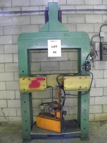 Photo #225 of SUPERB OFFERING OF LATE MODEL ROLLFORMING LINES AND EQUIPMENT SURPLUS TO THE NEEDS OF A METAL SHED MANUFACTURER