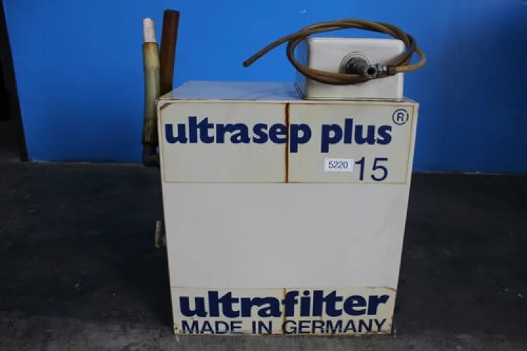 Photo #1 of NO RESERVE EBAY AUCTION: GRINDERS, OVENS, CHILLER, OIL FILTER, VACUUM PUMP, BRIDGEPORT LATHE, LASER MARKERS, ELECTRIC LIFT, CMM, AND WET BENCH