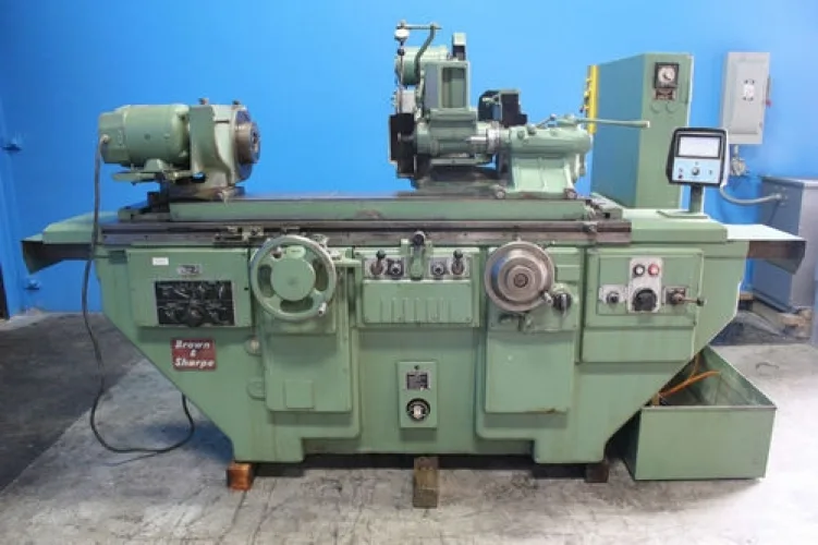 Photo #13 of NO RESERVE EBAY AUCTION: GRINDERS, OVENS, CHILLER, OIL FILTER, VACUUM PUMP, BRIDGEPORT LATHE, LASER MARKERS, ELECTRIC LIFT, CMM, AND WET BENCH
