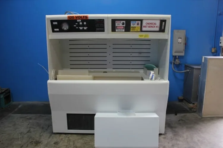Photo #24 of NO RESERVE EBAY AUCTION: GRINDERS, OVENS, CHILLER, OIL FILTER, VACUUM PUMP, BRIDGEPORT LATHE, LASER MARKERS, ELECTRIC LIFT, CMM, AND WET BENCH