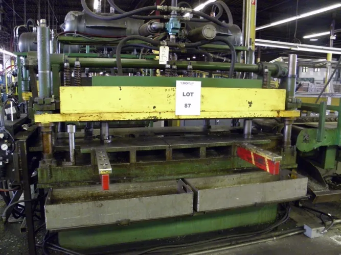 Photo #44 of NO RESERVE AUCTION - ROLLFORMING LINES/REELS, SERVO STRAIGHTENERS, CUT OFF PRESSES & MORE