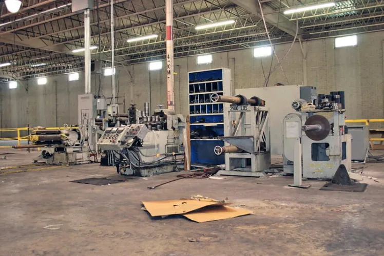 Photo #8 of NO RESERVE AUCTION - 3 STEEL SLITTING LINES: R-L  24" BROOKES SLITTING LINE, R-L 28" SLITTING LINE & R-L 53" WEAN REMOVABLE HD SLITTING LINE