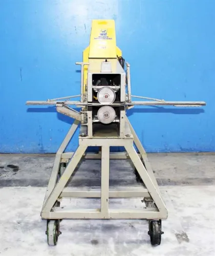 Photo #5 of NO RESERVE EBAY AUCTION! GRINDERS, PALLET LOADERS, DUST COLLECTORS, SHRINK WRAPPING MACHINES, MILLING MACHINES, DEBURRING MACHINE, LOADERS AND MORE!