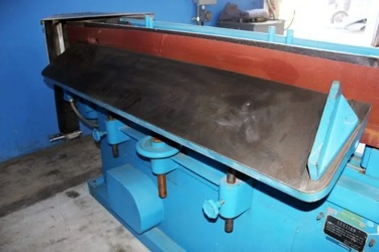 Photo #31 of LOW RESERVE EBAY AUCTION! ATRUMP CNC MILL, WELLS HORIZONTAL BANDSAW, INGERSOLL RAND AIR COMPRESSOR, HARRISON ENGINE LATHE, WILDER SLITTING MACHINE & MORE!