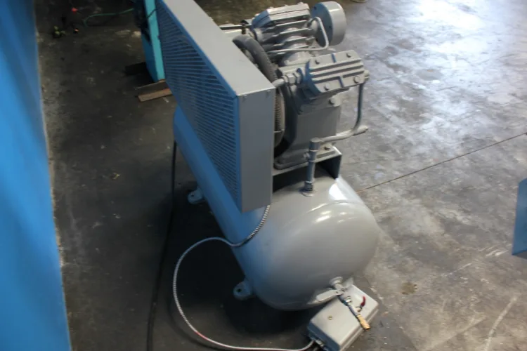 Photo #93 of LOW RESERVE EBAY AUCTION! ATRUMP CNC MILL, WELLS HORIZONTAL BANDSAW, INGERSOLL RAND AIR COMPRESSOR, HARRISON ENGINE LATHE, WILDER SLITTING MACHINE & MORE!