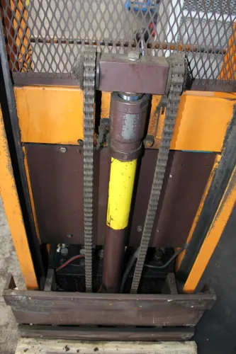 Photo #135 of LOW RESERVE EBAY AUCTION! ATRUMP CNC MILL, WELLS HORIZONTAL BANDSAW, INGERSOLL RAND AIR COMPRESSOR, HARRISON ENGINE LATHE, WILDER SLITTING MACHINE & MORE!