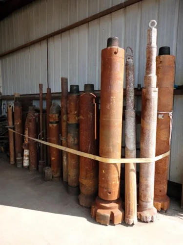 Photo #102 of ASSETS SOLD PURSUANT TO AN ORDER OF THE UNITED STATES BANKRUPTCY COURT FOR THE MIDDLE DISTRICT OF TENNESSEE CASE NO. 12-04686-MH3-7: UNPRECEDENTED OFFERING OF COMPLETE DRILLING CONTRACTOR INCLUDING SONIC AND ROTARY DRILLS, TRUCKS, TOOLING AND CONTRACTORS