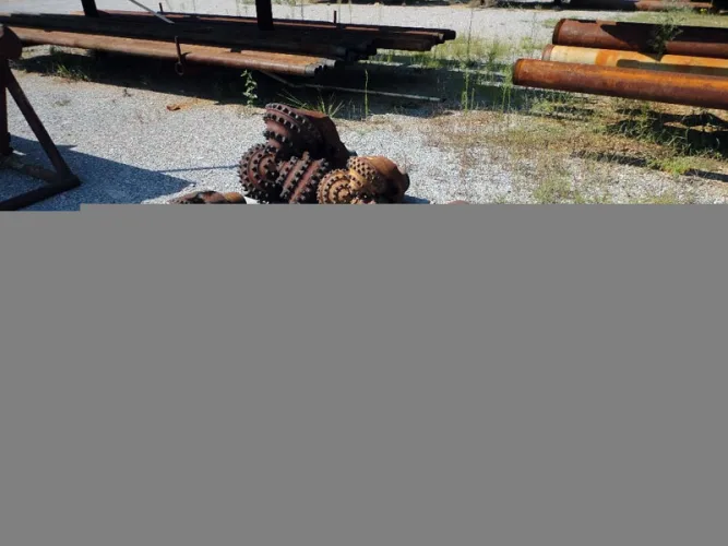 Photo #105 of ASSETS SOLD PURSUANT TO AN ORDER OF THE UNITED STATES BANKRUPTCY COURT FOR THE MIDDLE DISTRICT OF TENNESSEE CASE NO. 12-04686-MH3-7: UNPRECEDENTED OFFERING OF COMPLETE DRILLING CONTRACTOR INCLUDING SONIC AND ROTARY DRILLS, TRUCKS, TOOLING AND CONTRACTORS