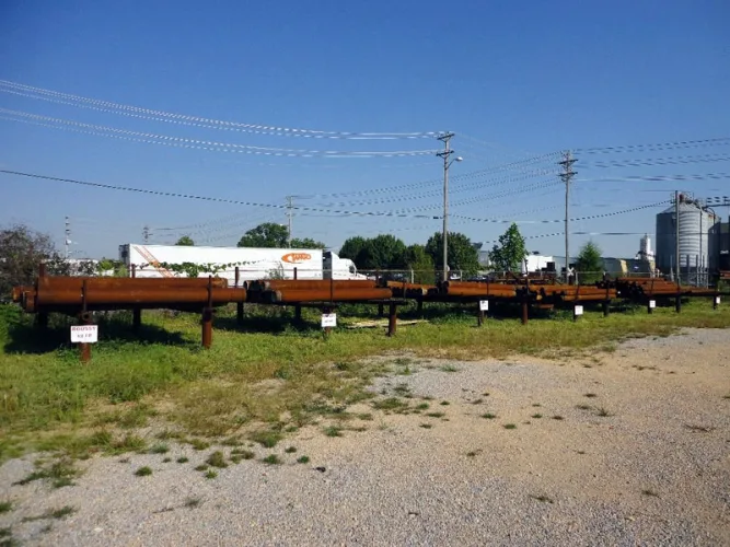 Photo #126 of ASSETS SOLD PURSUANT TO AN ORDER OF THE UNITED STATES BANKRUPTCY COURT FOR THE MIDDLE DISTRICT OF TENNESSEE CASE NO. 12-04686-MH3-7: UNPRECEDENTED OFFERING OF COMPLETE DRILLING CONTRACTOR INCLUDING SONIC AND ROTARY DRILLS, TRUCKS, TOOLING AND CONTRACTORS
