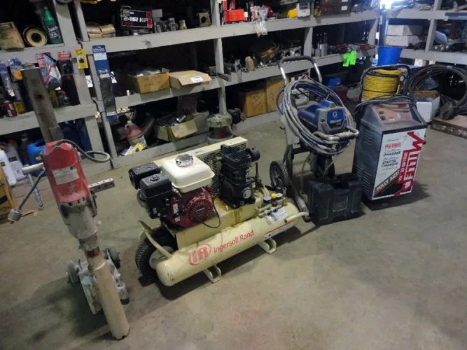 Photo #146 of ASSETS SOLD PURSUANT TO AN ORDER OF THE UNITED STATES BANKRUPTCY COURT FOR THE MIDDLE DISTRICT OF TENNESSEE CASE NO. 12-04686-MH3-7: UNPRECEDENTED OFFERING OF COMPLETE DRILLING CONTRACTOR INCLUDING SONIC AND ROTARY DRILLS, TRUCKS, TOOLING AND CONTRACTORS