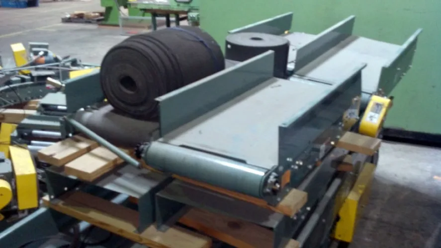Photo #11 of APPROXIMATELY 900 FT OF NEW HYTROL POWERED, UNPOWERED, CURVED AND STRAIGHT CONVEYORS