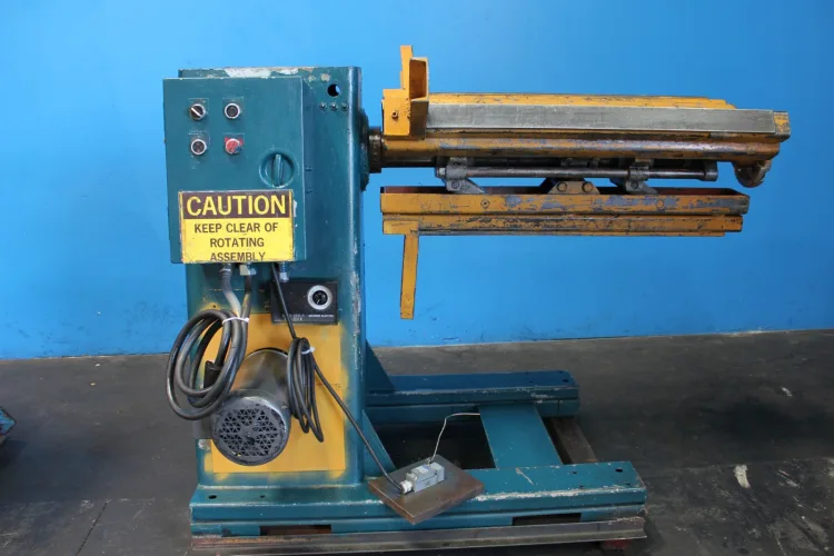 Photo #8 of LOW RESERVE EBAY AUCTION! BANDSAW, PALLET JACKS, PRESS BRAKE, HYDRAULIC POWER NOTCHER AND MORE!