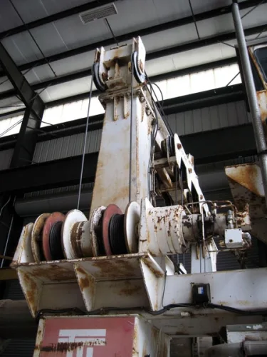 Photo #9 of 1984 100,000 LBS. ROPCO MDL: HD-1080-S STRADDLE LIFT CRANE