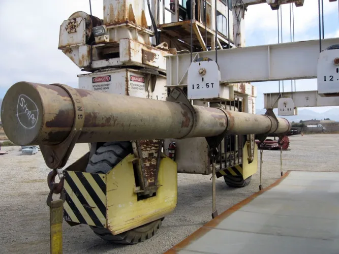 Photo #28 of 1984 100,000 LBS. ROPCO MDL: HD-1080-S STRADDLE LIFT CRANE