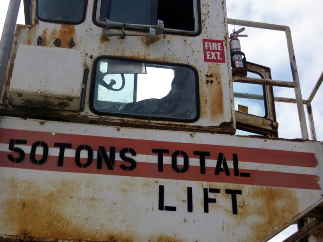 Photo #33 of 1984 100,000 LBS. ROPCO MDL: HD-1080-S STRADDLE LIFT CRANE