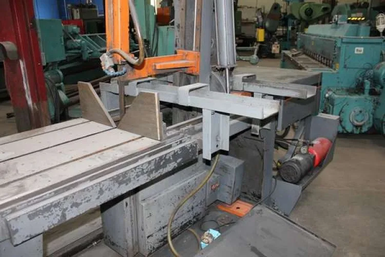Photo #21 of SECURED PARTY REPOSSESSIONS: LATHES, VERTICAL MILLS, BORING MILL, BAND SAWS, POWER SHEAR, AIR COMPRESSOR AND MORE!