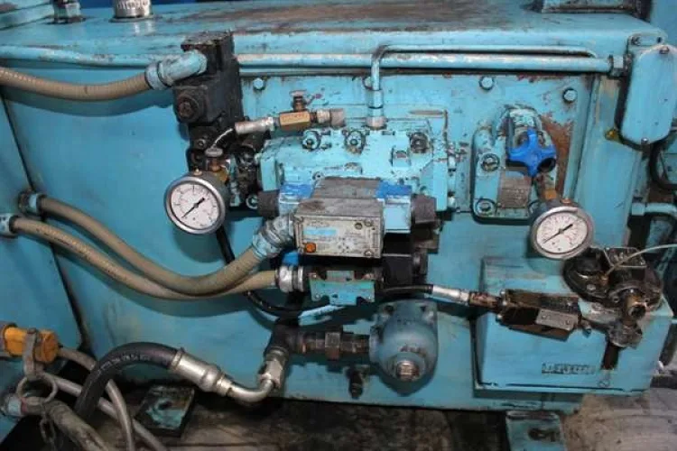 Photo #40 of SECURED PARTY REPOSSESSIONS: LATHES, VERTICAL MILLS, BORING MILL, BAND SAWS, POWER SHEAR, AIR COMPRESSOR AND MORE!